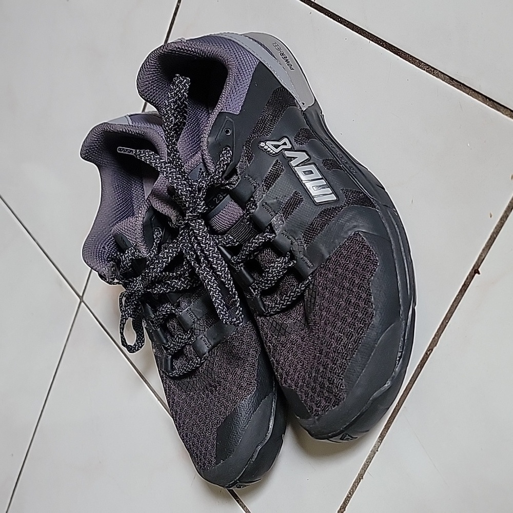 INOV-8 F-lite 235 V2 Crossfit/Gym shoe